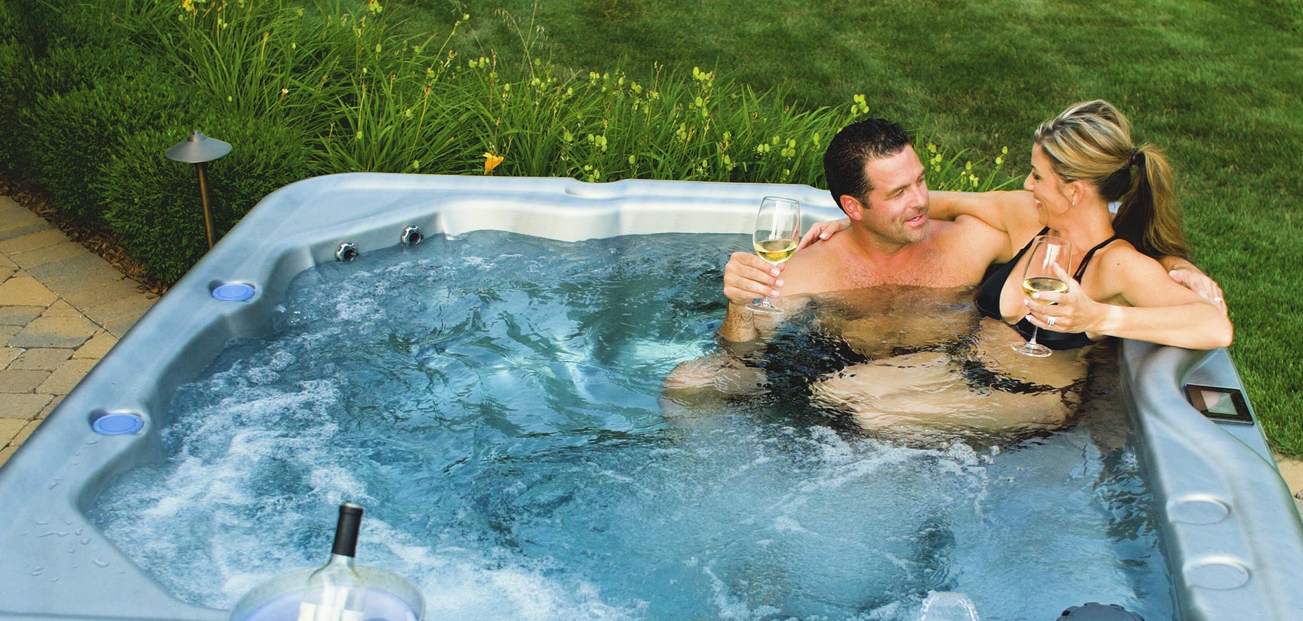 Nordic Hot Tubs™ Modern Series